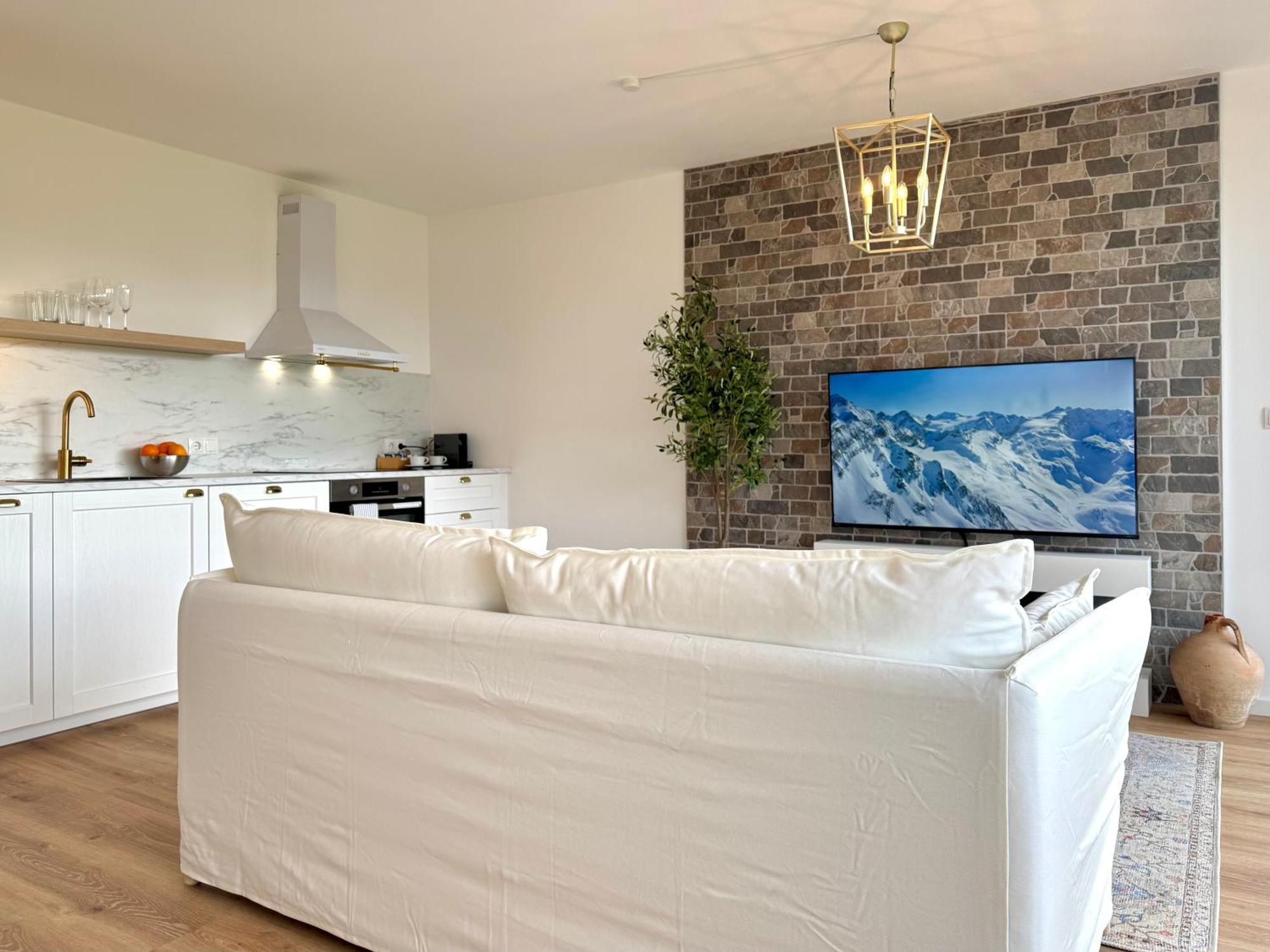 Flair Apartments Vorarlberg - Stilvolles Wohnen Nahe Bodensee & Alpen - Kueche, Balkon & Gratis Parkplatz Брегенц Экстерьер фото